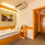 Aqua Termál Szálloda 3*