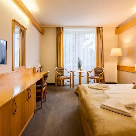 Hotel Aqua Termál 3*